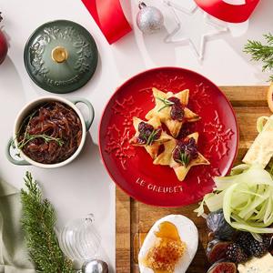 Le Creuset Stoneware Holly Coupe Plate 19cm